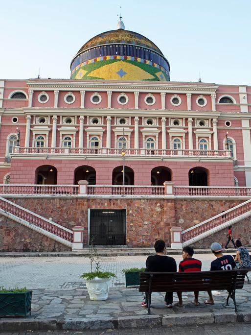 Teatro Amazonas, Opernhaus am Platz Praça São Sebastião, Manaus, Bundesstaat Amazonas, Brasilien, Südamerika