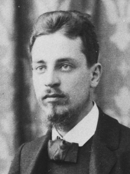 Der Schriftsteller und Lyriker Rainer Maria Rilke in einer historischen Aufnahme aus dem Jahr 1900
