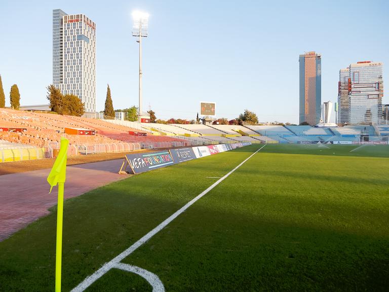 Das Ramat-Gan-Stadion bei Tel Aviv Das Ramat-Gan-Stadion bei Tel Aviv