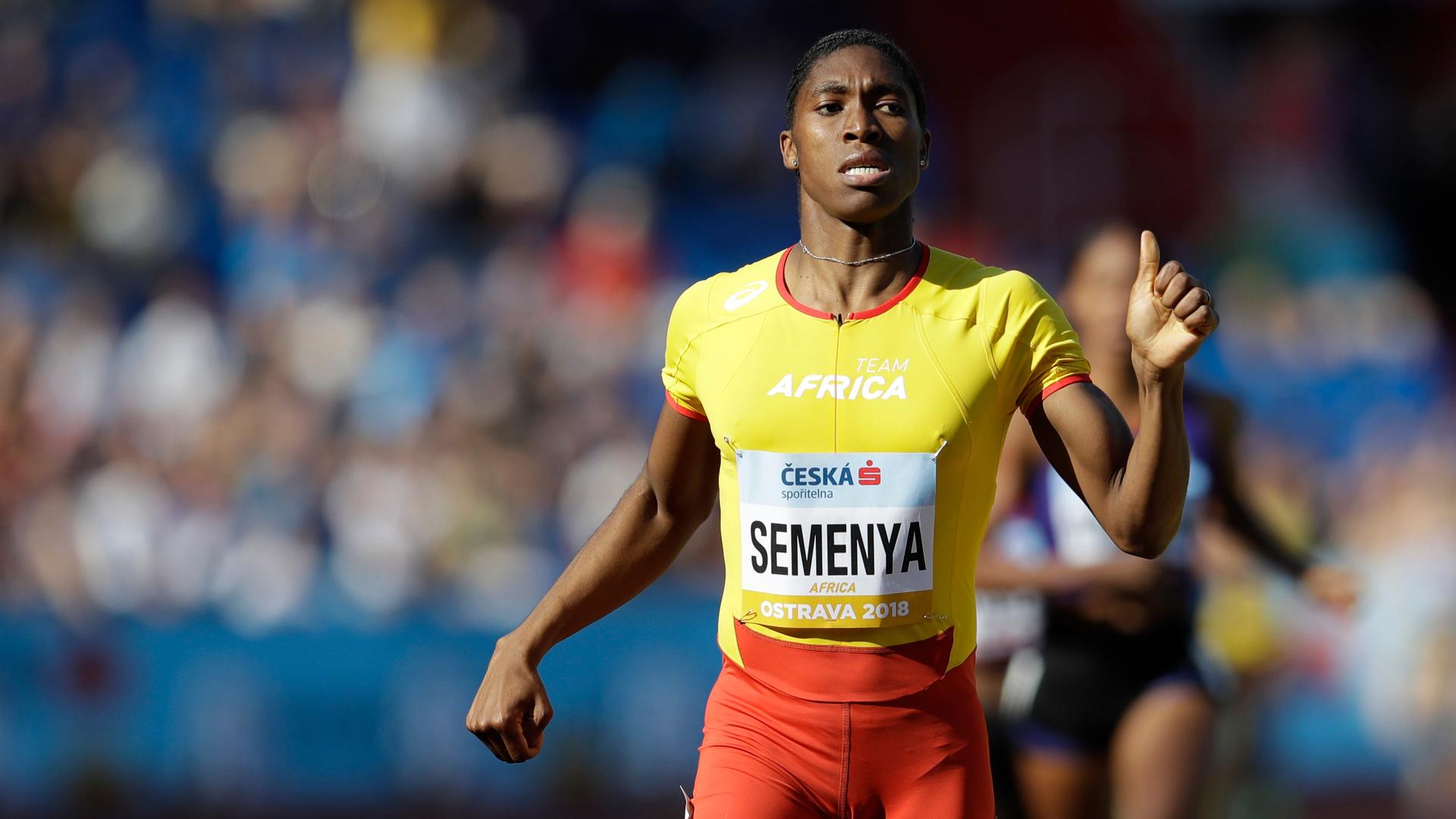 Caster Semenya aus Südafrika läuft über Ziellinie bei Wettkampf, 2018