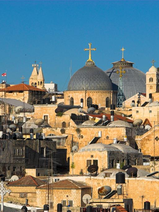 Blick auf Jerusalem - die Grabeskirche im Morgenlicht