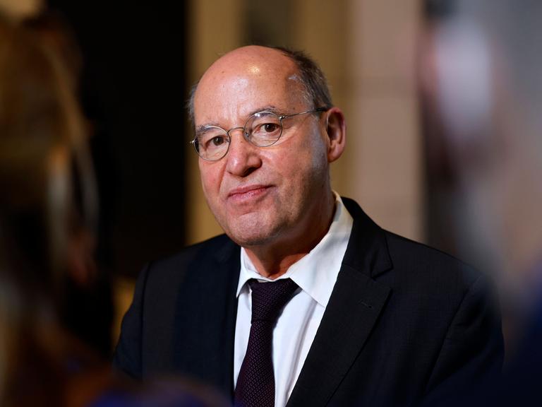 Gregor Gysi im Porträt