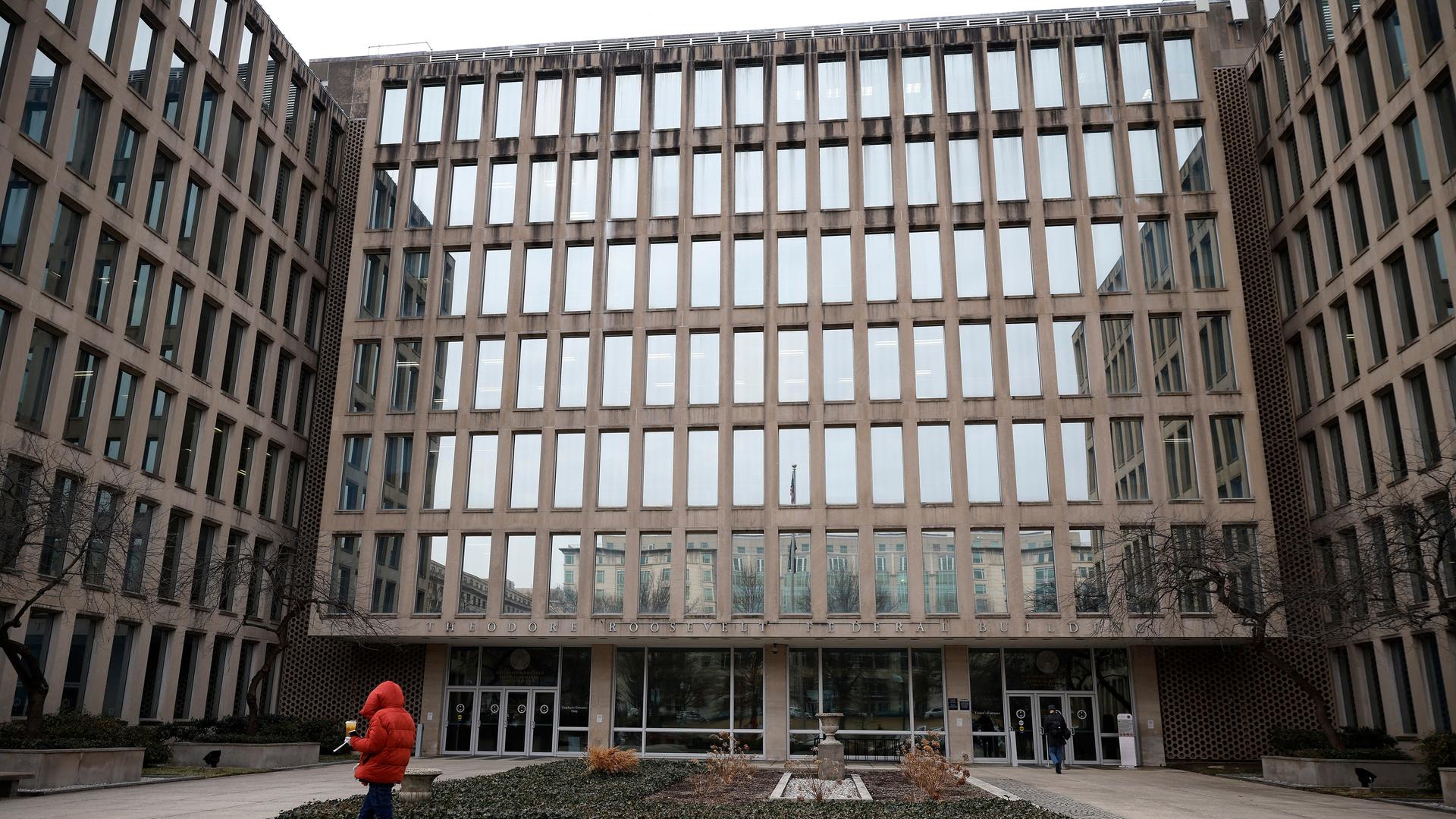 Das Theodore Roosevelt Federal Building, in dem das OPM untergebracht ist. Das Theodore Roosevelt Federal Building, in dem das OPM untergebracht ist.