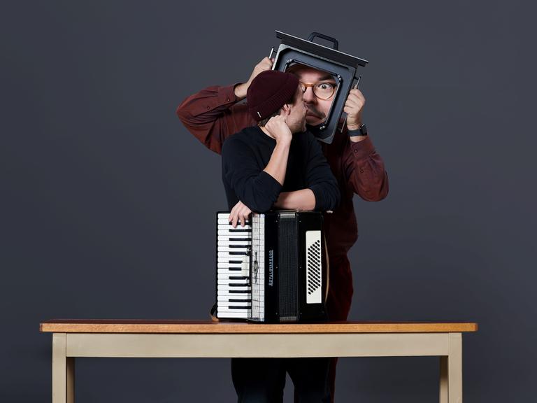 Axel Ranisch und Gastmoderator Tobias Krell