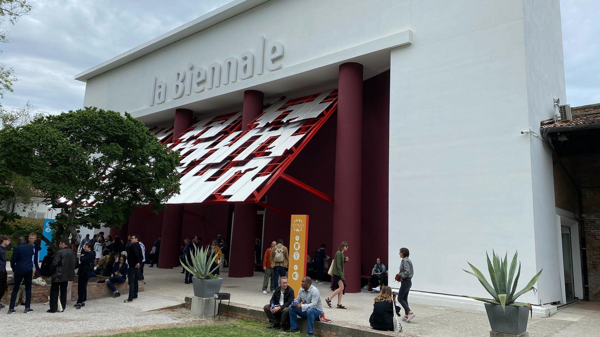 Politischer Protest - Israelischer Pavillon auf Biennale in Venedig bleibt geschlossen