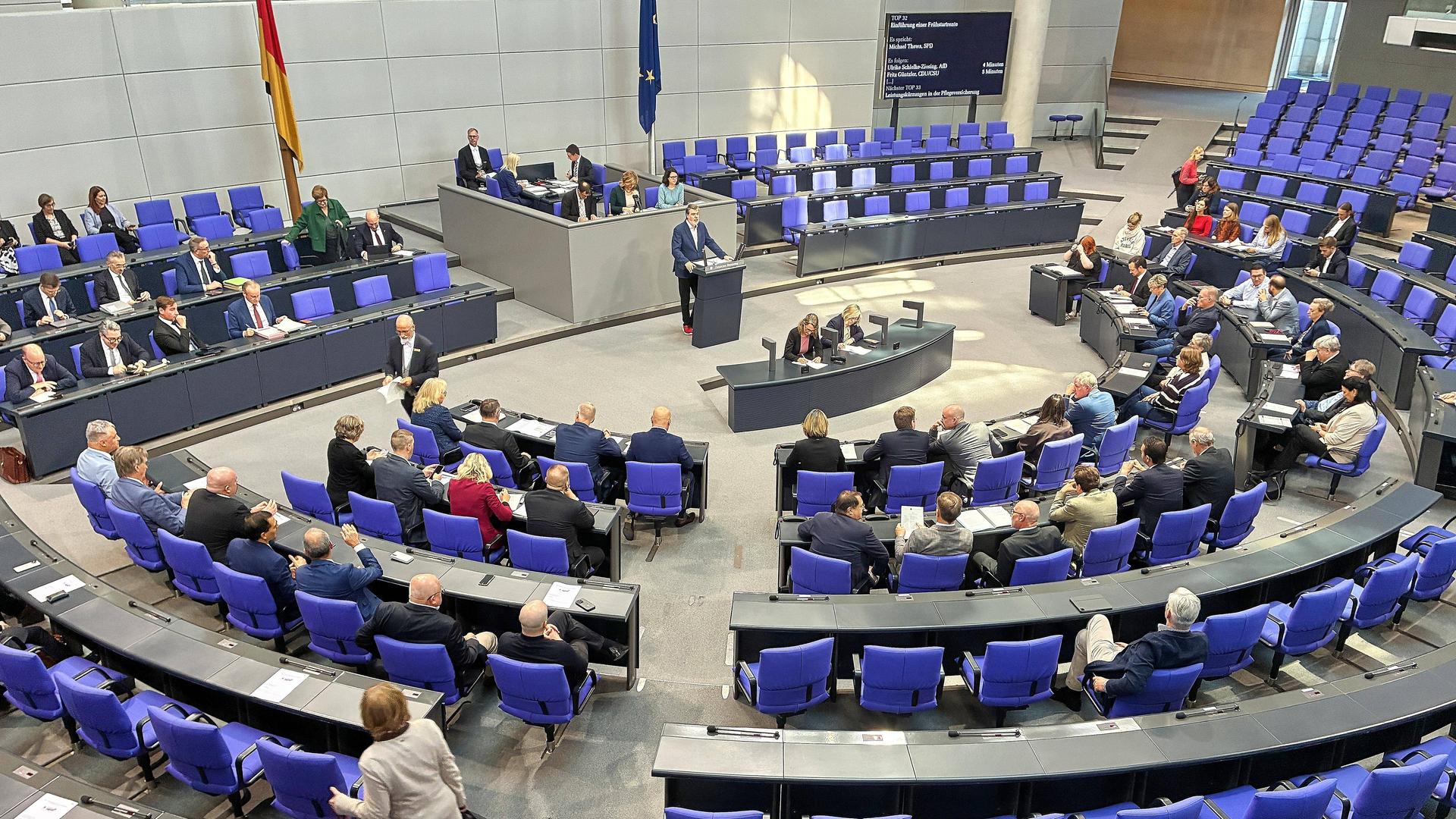Plenarsaal des Deutschen Bundestags bei einer Sitzung im Oktober 2026. Plenarsaal des Deutschen Bundestags bei einer Sitzung im Oktober 2026.