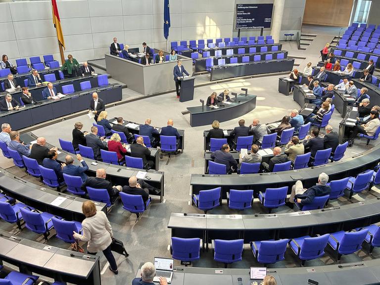 Plenarsaal des Deutschen Bundestags bei einer Sitzung im Oktober 2026. Plenarsaal des Deutschen Bundestags bei einer Sitzung im Oktober 2026.