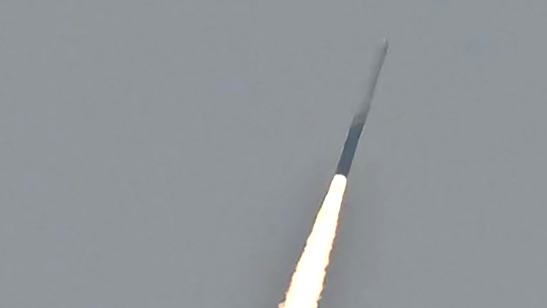 "Vikram 1", die erste indische Rakete, die ein Privatunternehmen ("Sykroot") gebaut hat, fliegt am 18. Juli 2026 erfolgreich ins All. "Vikram 1", die erste indische Rakete, die ein Privatunternehmen ("Sykroot") gebaut hat, fliegt am 18. Juli 2026 erfolgreich ins All.