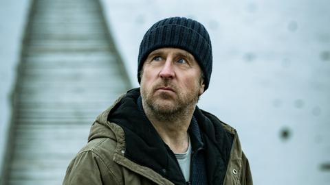 Bjarne Mädel als Kommissar Sörensen in "Sörensen sieht Land"