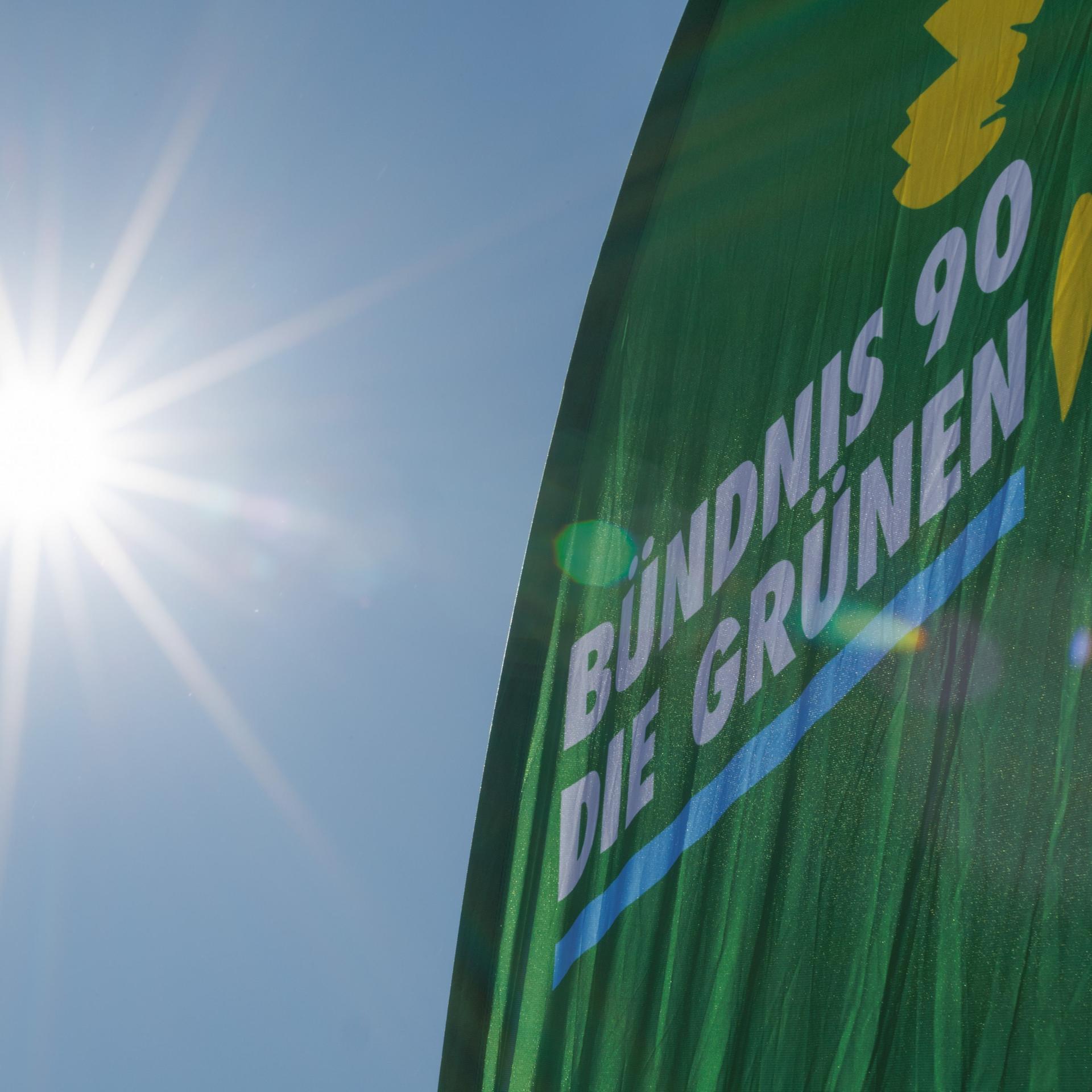 Hannover - Özdemir spricht bei Grünen-Parteitag