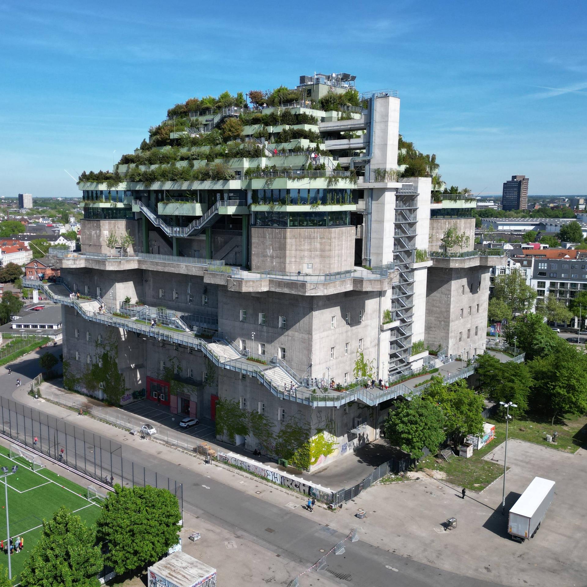 Bunkermentalität - Schutzräume in der Zeitenwende