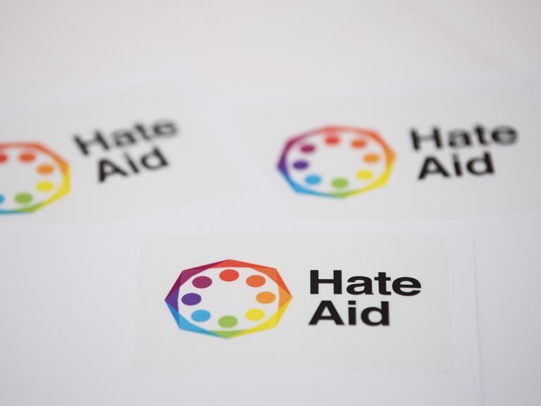 Das Logo der Organisation HateAid