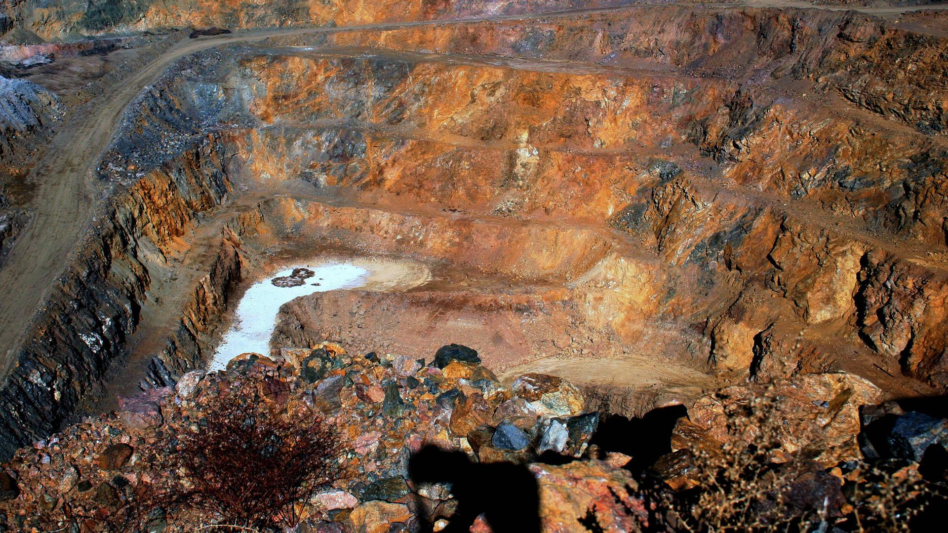 Blick in eine Mine für Seltene Erden in Kalifornien