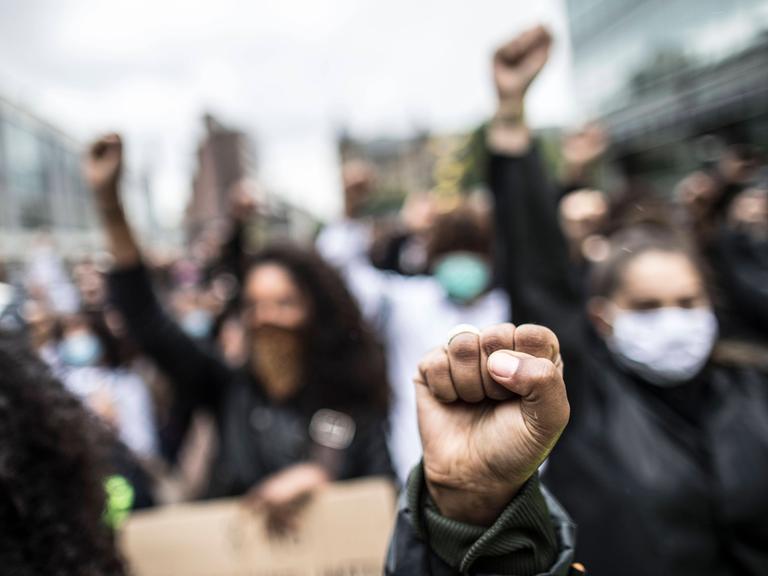 Black Lives Matter: Demonstrierende am 5. Juni 2020 in Frankfurt am Main