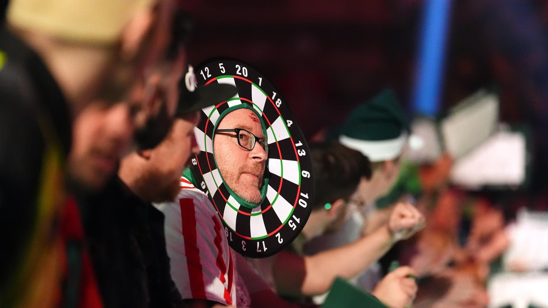 Darts-Fans im Londoner Alexandra Palace während der WM