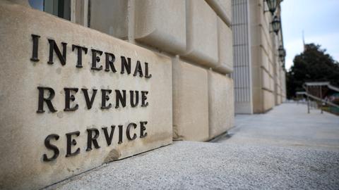 Der Internal Revenue Service (Abkürzung IRS) ist die Bundessteuerbehörde der Vereinigten Staaten und ist dem Finanzministerium unterstellt.