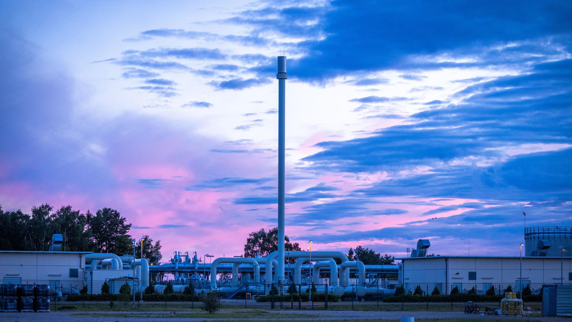 Die Gaspipeline Nord Stream 1 vor Abendrot.