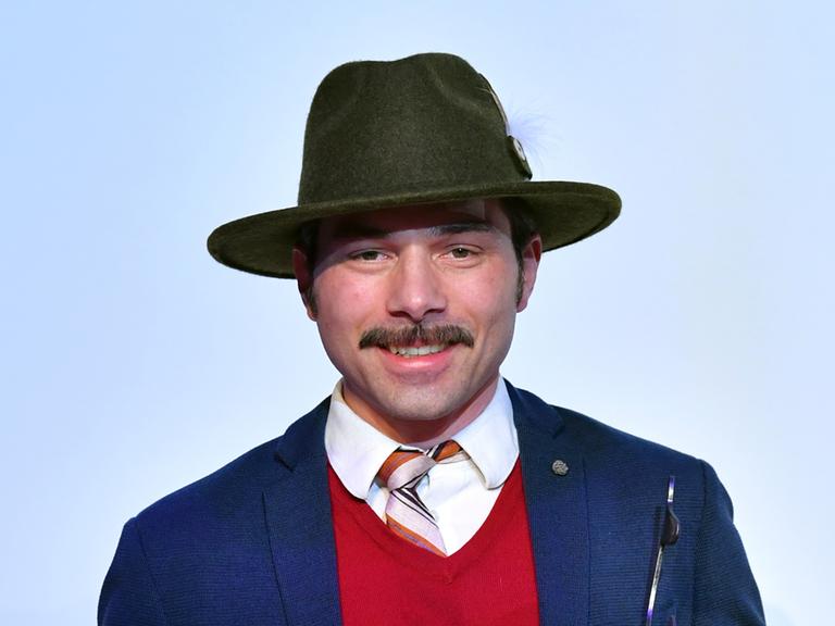 Porträt des österreichischen Regisseurs Sebastian Brauneis beim Kitzbühel Film Festival 2021.