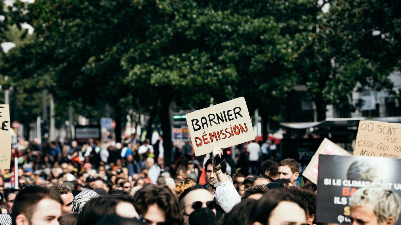 Frankreich: Premier Barnier übersteht Ersten Misstrauensantrag