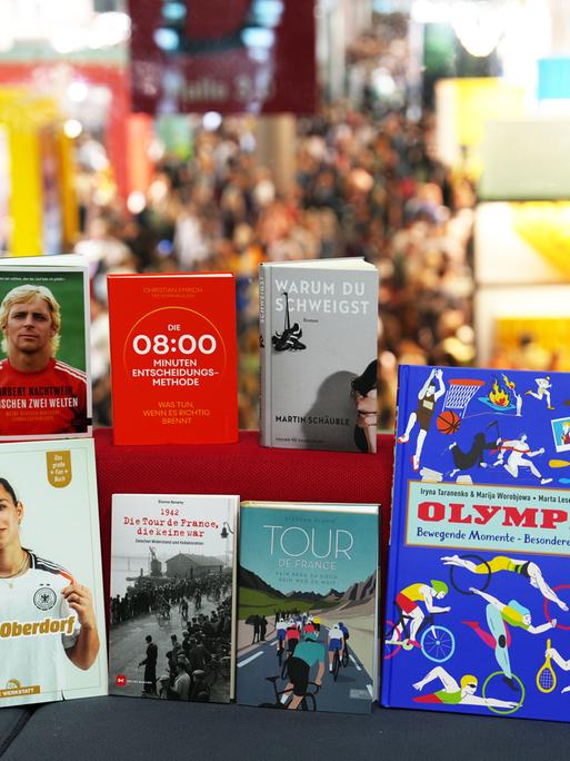 Sportbücher auf der Frankfurter Buchmesse.